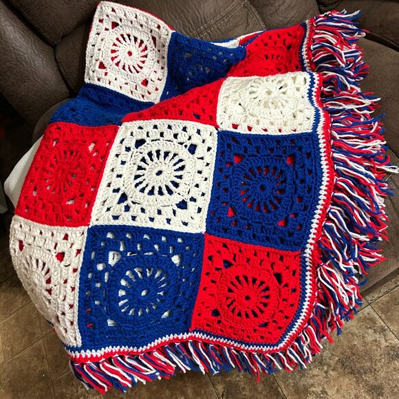 Knitted throw. Red, White, Blue Squares with Fringe. Approx 48" x 64".   (1171) - Picture 1 of 2